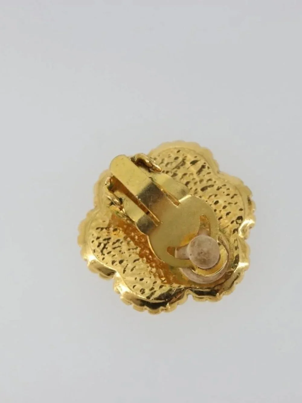 CHANEL Earring Metal Gold Tone CC Auth BA13636M